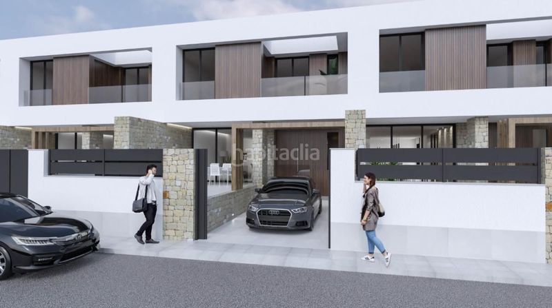 Foto 53815c19-0837-4066-a472-0a552385f446. Casa adossada amb piscina a Dolores