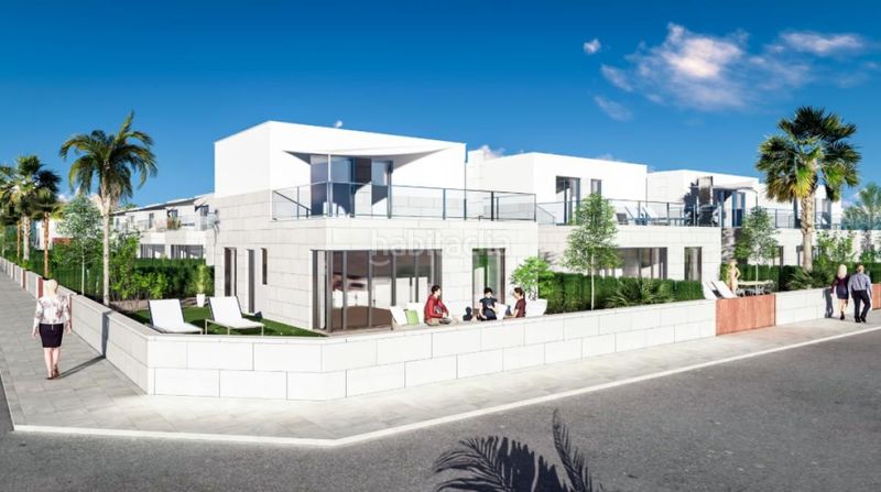 Foto a90883a4-7259-4421-8493-5a2c496fe877. Chalet mit pool in Centro Alcázares (Los)