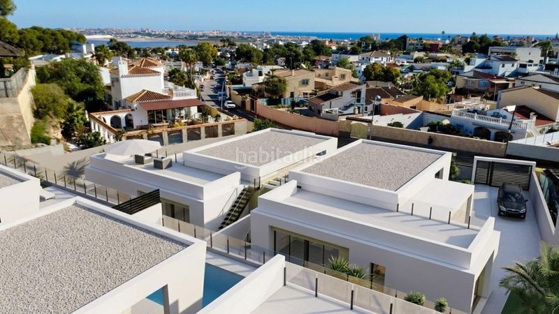 Foto 1d3808e3-8014-4cfe-b2c5-28cb7075719f. Chalet with pool in Centro - Muelle Pesquero Torrevieja