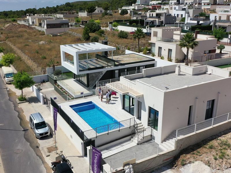 Foto 2732a310-9d71-4806-a7c7-155fb130c32a. Chalet en Casco urbano Polop