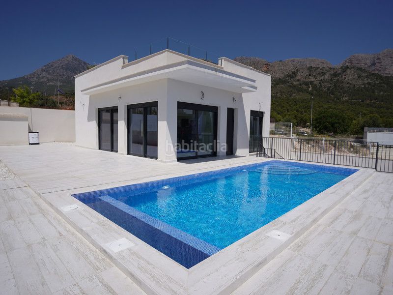 Foto 3d2c1591-7bba-433a-bda3-4e54a68ce0bf. Chalet en Casco urbano Polop
