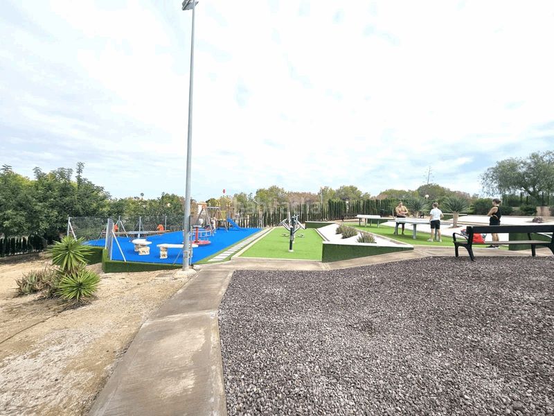 Foto 6d7bb679-1e69-4107-b5a4-ac25cb35902e. Dúplex amb calefacció aparcament piscina a La Florida Orihuela