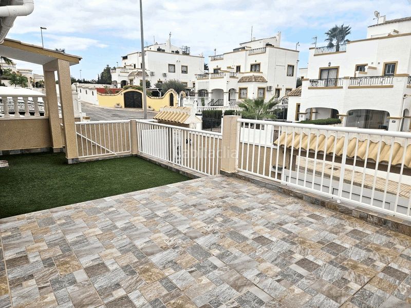 Foto be9b9164-9a84-4293-86e5-1d02b0130e7f. Dúplex amb calefacció aparcament piscina a La Florida Orihuela