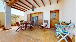 Maison à Barrio villenas 25. Planta baja independiente en pilar de la horadada