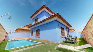 Xalet  Calle valle de escombreras. Espectacular villa independiente con piscina en san pedro del pi