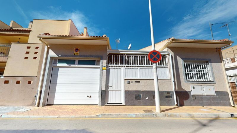 Foto cb8229cc-8eb1-44b5-8f17-46b41af1678c. Casa amb aparcament a Lo Pagán San Pedro del Pinatar