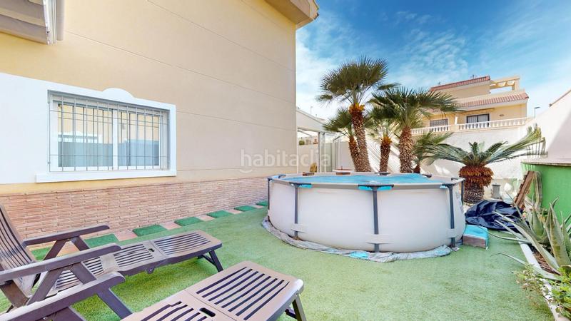 Foto 40c5d301-d55e-4c93-a558-158d36751d19. Casa adosada dúplex en esquina en El Mojón, a solo dos pasos de la playa de las higuericas en Pilar de la Horadada