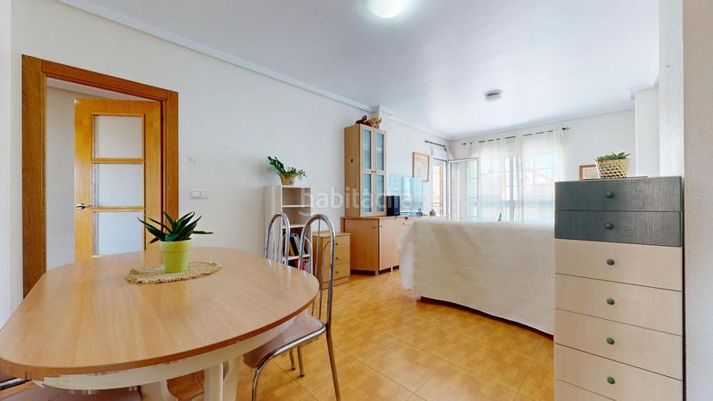 Foto 429e05fb-e7cf-4343-b190-73f4edb95946. Piccolo appartamento con riscaldamento parcheggio in Alcázares (Los)