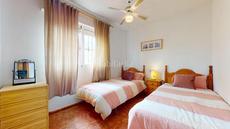 Foto 6ee6f1d8-d21e-4ace-b6b2-80ccb0dd84a4. Maison jumelée avec piscine dans Torre de la Horadada Pilar de la Horadada