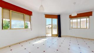 Flat  Avenida dr artero guirao. Piso de 4 dormitorios con gran potencial en el corazón de san pe