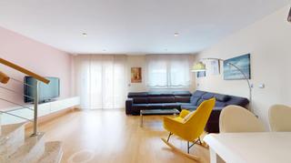 Casa adossada  Avenida del atlántico. Amplia vivienda en zona residencial de san javier, junto a molin