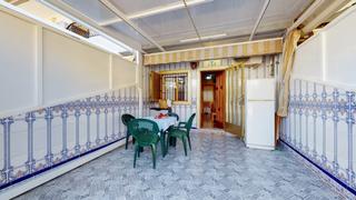 Maison jumelée  Calle rio loira. Dúplex de tres dormitorios con amplio jardín y garaje en san ped