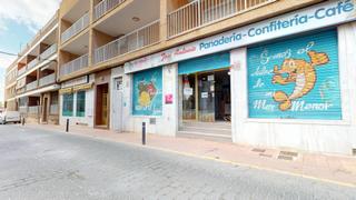 Local commercial  Calle de chacón y calvo. Imagina abrir tu negocio a 50 m. de las playas del mar menor, en