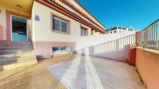 Casa  Calle demetrio jiménez iniesta. Espléndido dúplex con piscina comunitaria en los alcázares