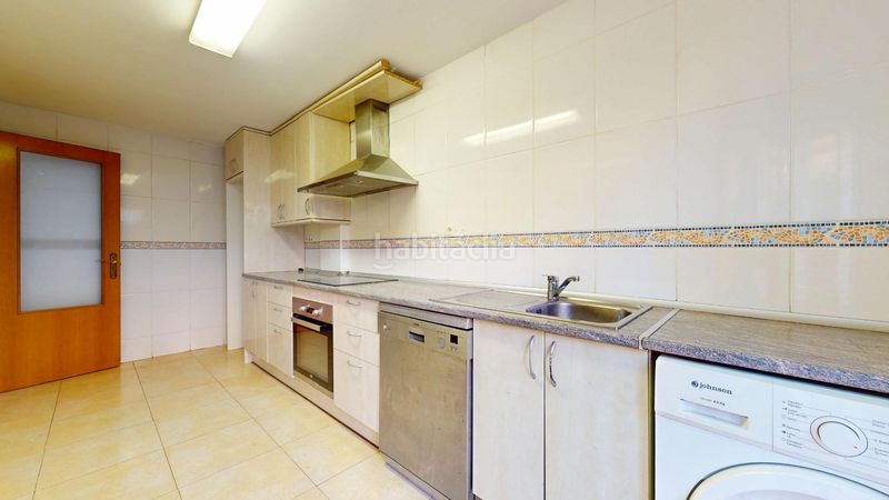 Foto cf3c73e6-a264-4e4a-b294-f854eb725a48. Casa espléndido dúplex con piscina comunitaria en los alcázares en Alcázares (Los)