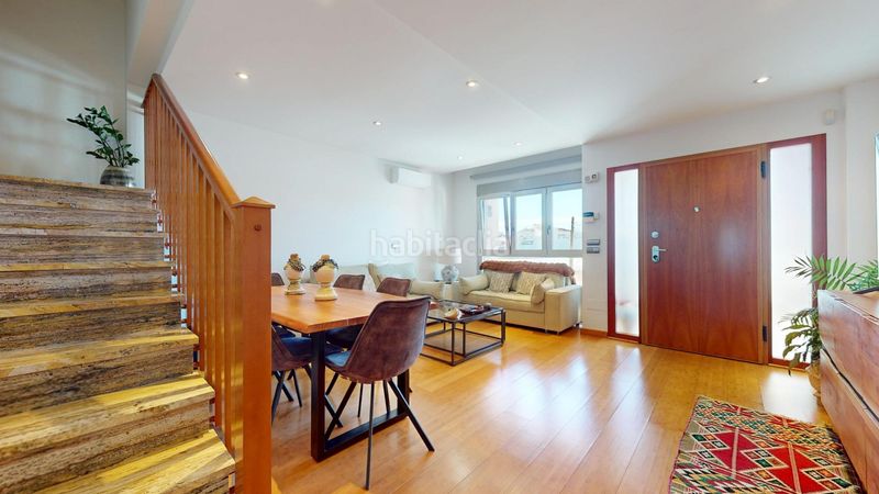 Foto cd8f2dc5-d9d7-4283-b57b-c879279786ee. Semi detached house with parking pool in Pilar de la Horadada ciudad Pilar de la Horadada