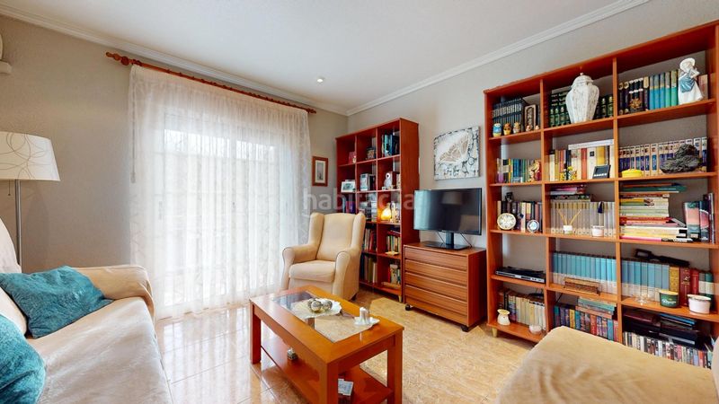 Foto f3558e04-6ed6-4e9e-9e73-479b3e3c0a82. Pis amb aparcament a San Pedro del Pinatar San Pedro del Pinatar
