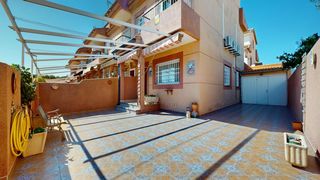 Casa  Calle navalcarnero. Amplio y luminoso dúplex en santiago de la ribera  ideal para vi