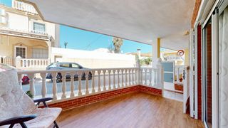 Maison jumelée  Calle brisamar. Amplia planta baja cerca del mar en torre de la horadada