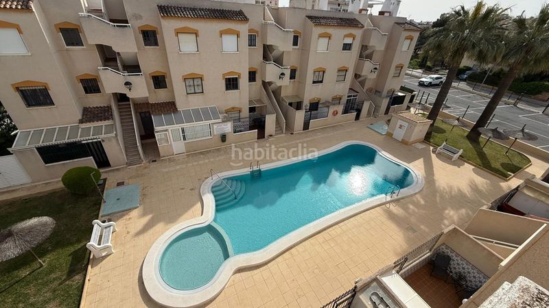 Foto 31fc881d-8fe1-4235-a6e3-de7db9fbb2ed. Apartament amb aparcament piscina a Punta Prima Orihuela