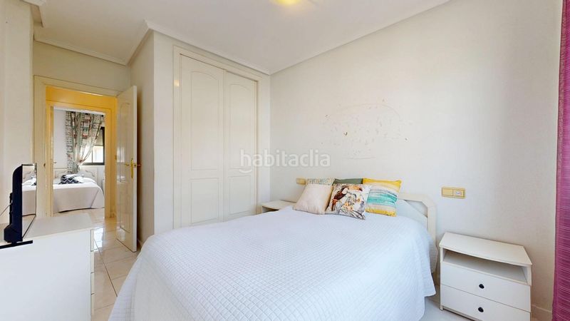 Foto 5dafad77-c2c6-470e-95ca-65b2b9a2833c. Apartament amb aparcament piscina a Punta Prima Orihuela