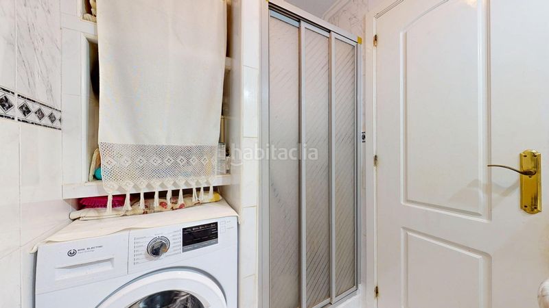 Foto 86e30a9f-b0f7-4bbe-85f5-e956b7136684. Apartament amb aparcament piscina a Punta Prima Orihuela