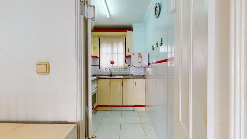 Foto e5564bb2-99a5-475b-85f0-207610dbca8b. Apartament amb aparcament piscina a Punta Prima Orihuela
