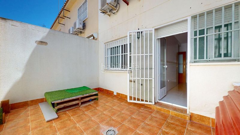 Foto b4f5b9f6-8111-4a5f-b253-b7895d4beef8. Casa adossada amb aparcament a Santiago de La Ribera San Javier