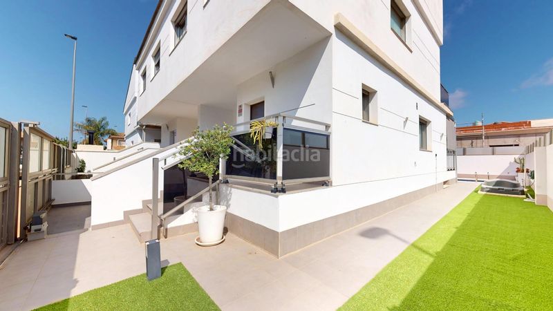 Foto 03c36c6b-6ab5-4a05-98dd-308a93db3e80. Casa amb aparcament piscina a San Javier San Javier