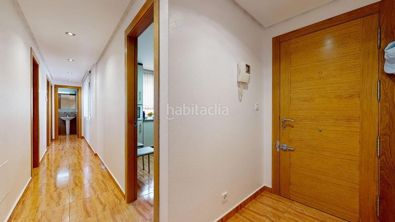 Foto bca8aa83-e2aa-4477-b413-3af9500c47b8. Pis amb aparcament a Corvera Murcia