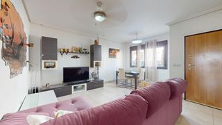Casa adossada  Calle de ramón y cajal. Amplio dúplex de 3 dormitorios con acceso directo a la piscina c