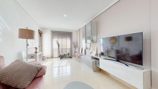 Piso  Alc santiago arreba. Piso de tres dormitorios con piscina climatizada, gimnasio y sau