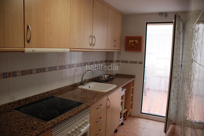Foto c8dbb3f2-c062-4ea6-aafa-17adaba681bc. Casa adosada adosado playa en Miramar