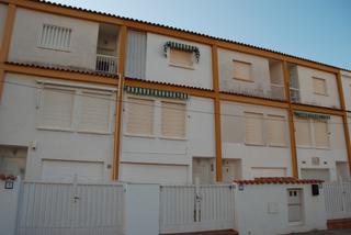 Casa adossada  Carrer de les marjaletes. Adosado playa miramar