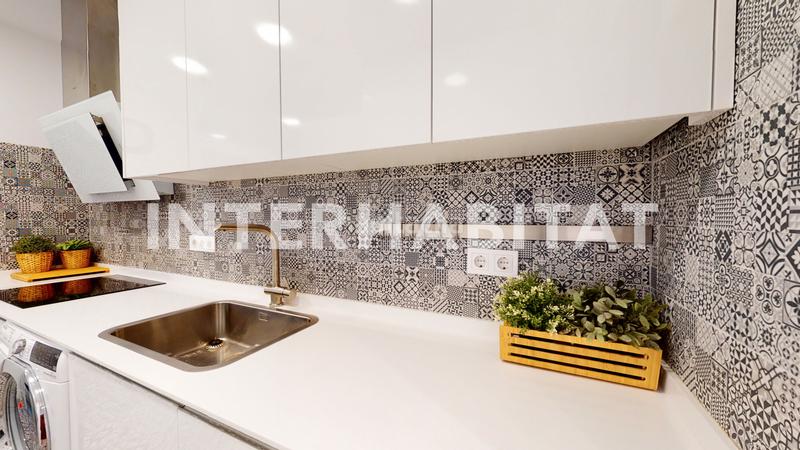 Foto c3849c5c-bf81-4e29-bc57-9dabda358823. Location appartement dans calle de vaquerías 8 dans Madrid