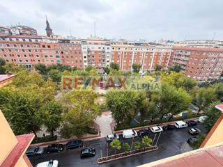 Rent Flat in Plaza del conde del valle de súchil 8. ¡ vive en pleno corazón de la plaza del conde del valle suchil y