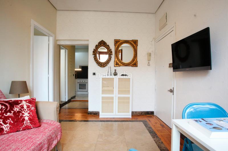 Foto 0457424b-43e1-480b-a106-3fdb888a0ddf. Rent flat in calle del almendro 27 in Palacio Madrid