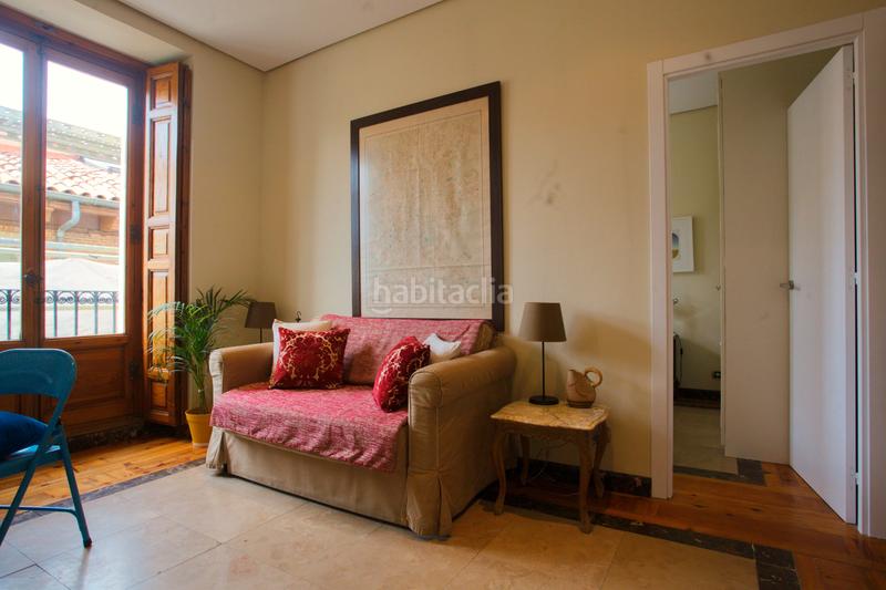 Foto b24fceb7-354e-4148-9339-6aa8cf2e5f80. Rent flat in calle del almendro 27 in Palacio Madrid