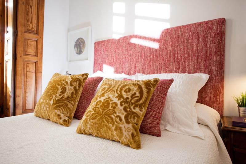 Foto c64ceef3-e4dc-4b0e-bc78-011fe354ae73. Rent flat in calle del almendro 27 in Palacio Madrid