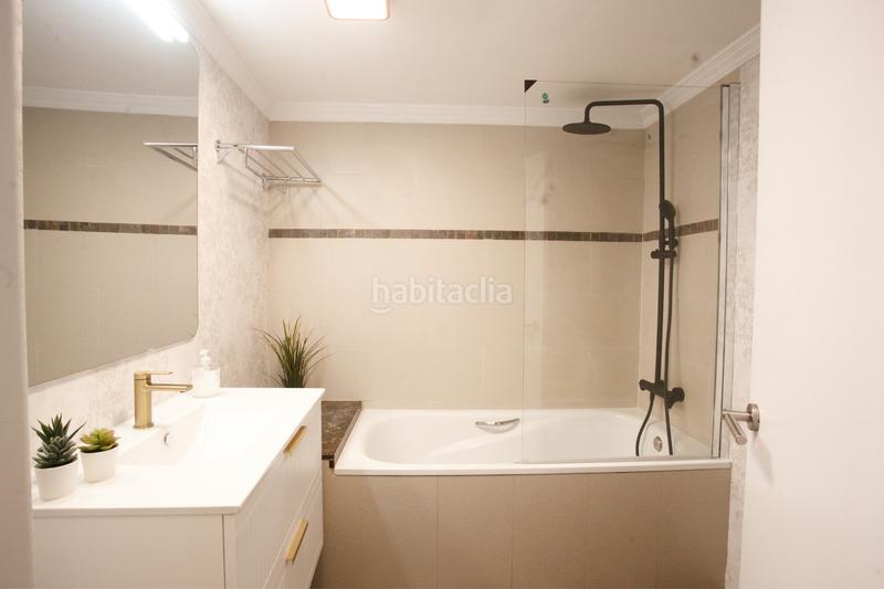 Foto d0e6bcc5-7f9f-4228-a25e-a0caad8e1832. Rent flat in calle del almendro 27 in Palacio Madrid