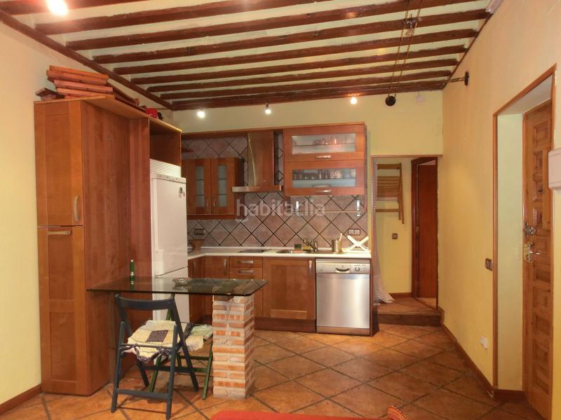 Foto c0554e68-f905-41a6-a6dd-273b78f98212. Apartament amb calefacció a Casco Histórico Toledo