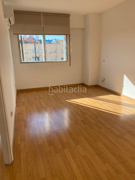 Apartamento en calle de fernández de la hoz 52 piso muy luminoso en perfectas condiciones en Madrid - Imagen 3