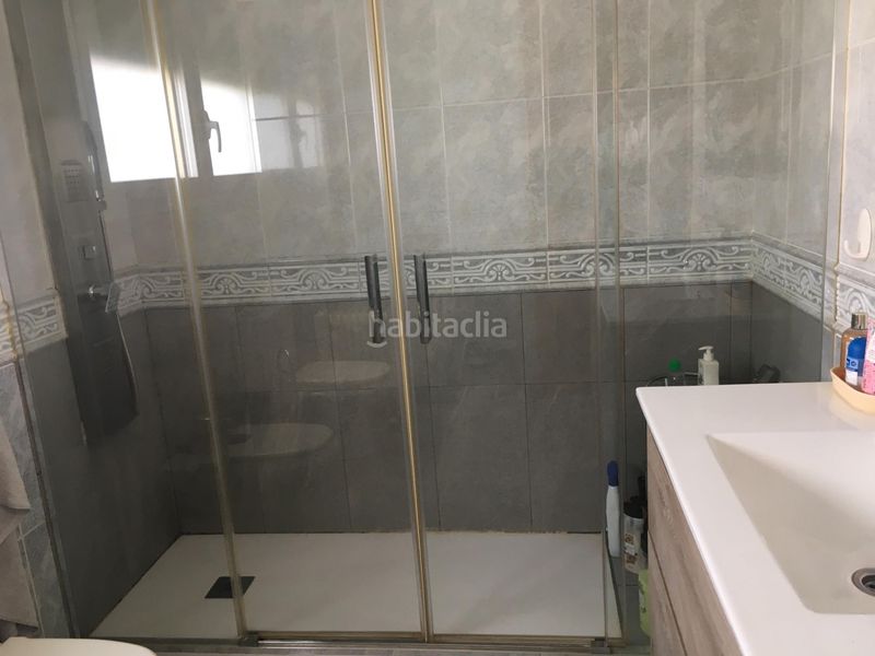 Foto 1a50745c-a4da-4151-b5ba-97f63e1daea1. Casa amb aparcament a La Plana del Pintor Sabadell