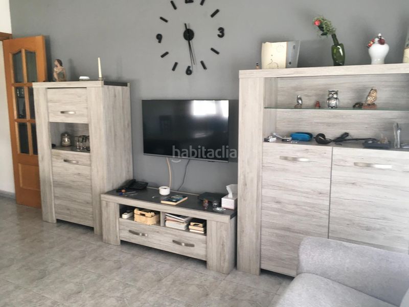 Foto f6dc979e-5c3d-4ebe-bc2b-2ea9f1795676. Casa amb aparcament a La Plana del Pintor Sabadell