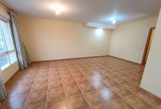 Chalet en Parque Manuel de Vega-Carretera de Ugena. Chalet adosado calle giner de los r�os, 26