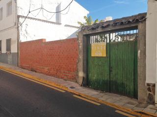 Terrain résidentiel  Calle caballeros. Parcela de 450 metros en la calle caballeros. dispone de fachada