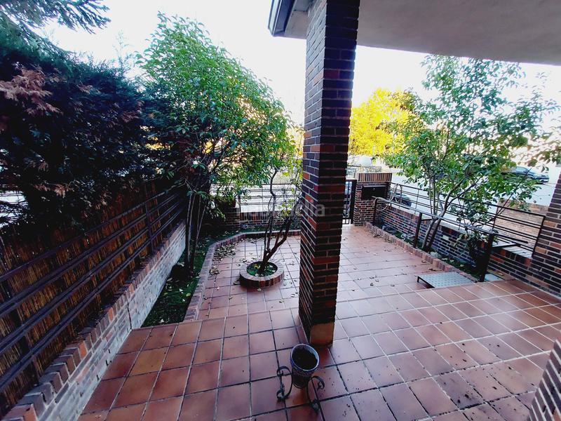 Foto a8b4ec5f-9a90-4f6c-a3e8-6297384a3ee0. Casa a schiera con camino riscaldamento parcheggio piscina in Illescas