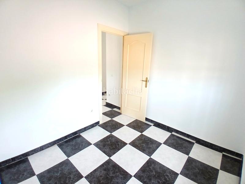 Foto 4aa18d61-fb99-469e-9578-78cec375fec3. Xalet amb xemeneia aparcament a Polán