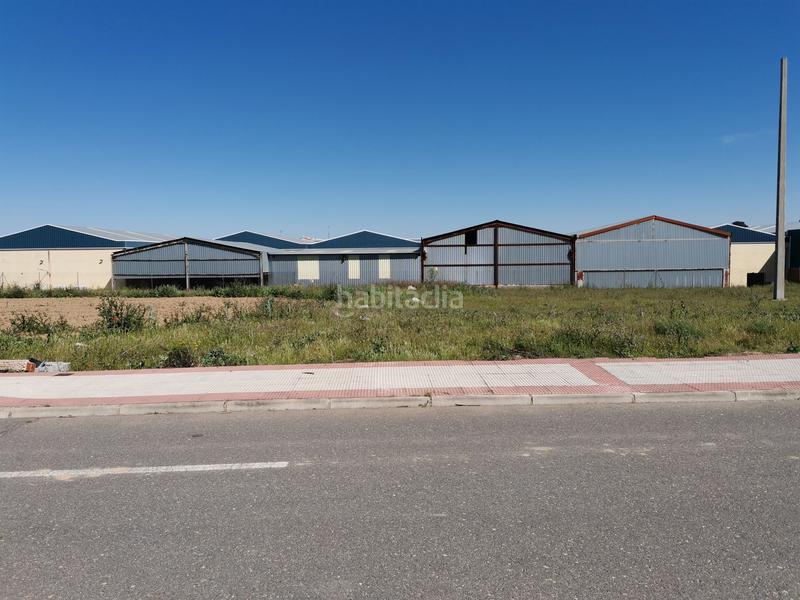 Foto f1f8e983-aca0-460d-aa4e-387adf0944ba. Terreny residencial a Yuncos