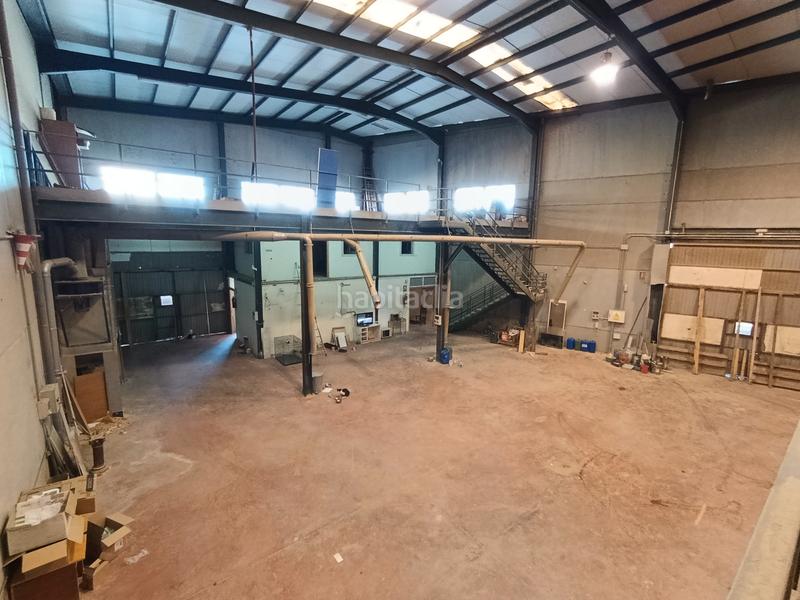 Foto fb4b4e0d-69f5-4419-8ec0-4fa4e0ca4300. Fabrikhalle in Estación-Cruz Roja Illescas